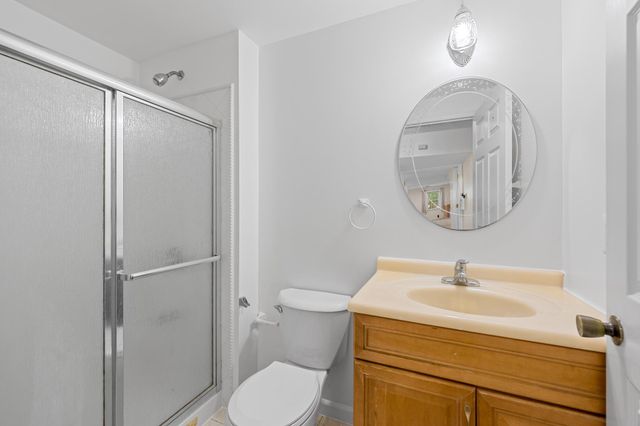 2829 GROVEMORE LN, Vienna, VA 22180
