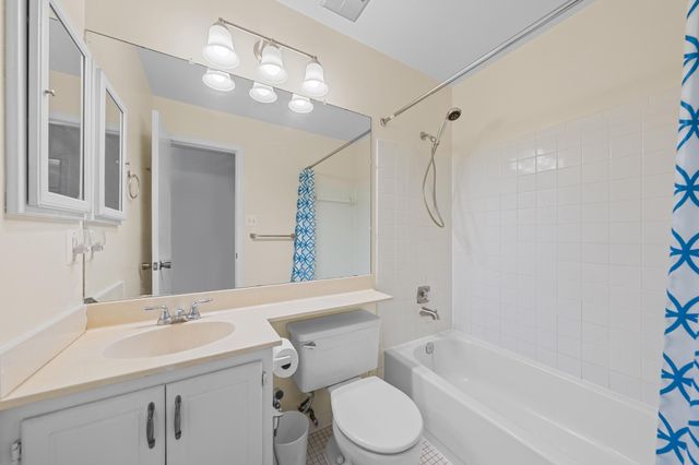 2829 GROVEMORE LN, Vienna, VA 22180