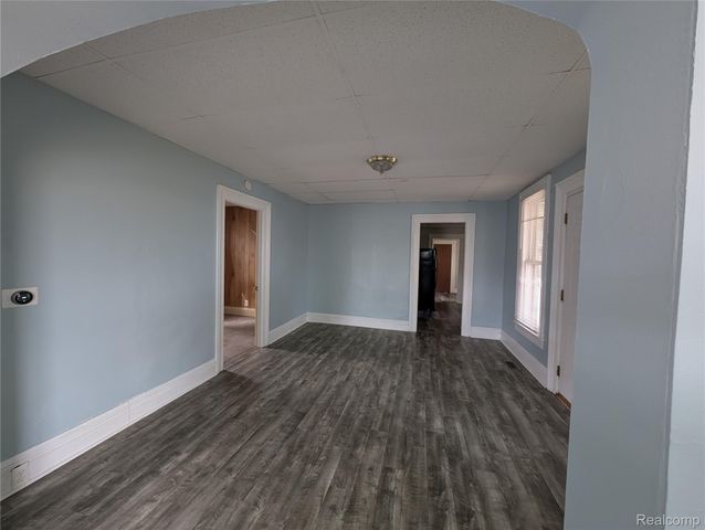 220 W Park Street, Lapeer, MI 48446