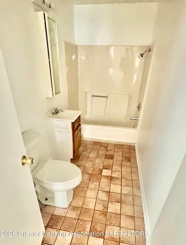1143 Farrand Street, Lansing, MI 48906