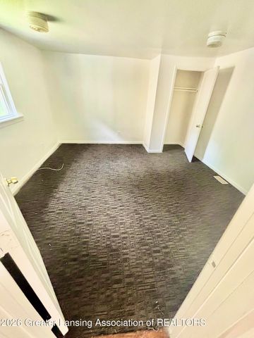 1143 Farrand Street, Lansing, MI 48906