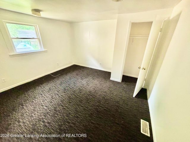 1143 Farrand Street, Lansing, MI 48906