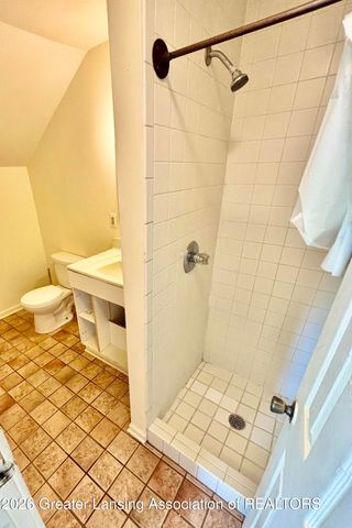 1143 Farrand Street, Lansing, MI 48906