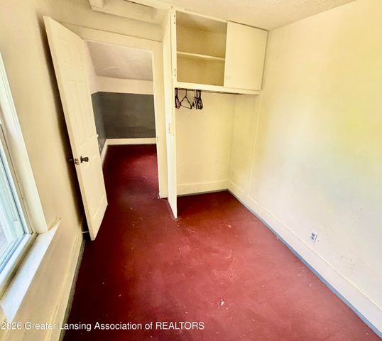 1143 Farrand Street, Lansing, MI 48906