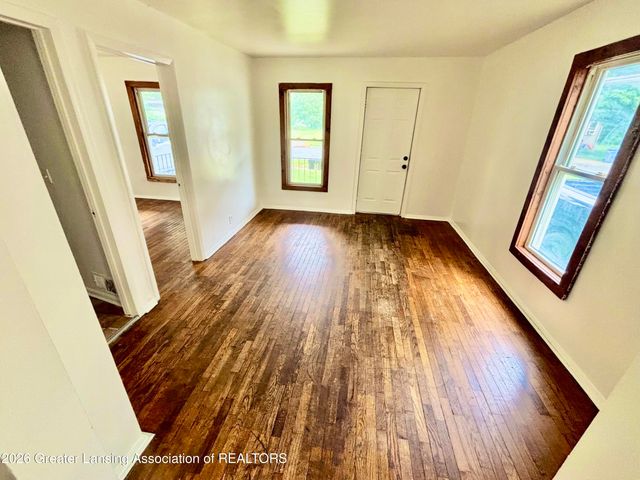 1143 Farrand Street, Lansing, MI 48906