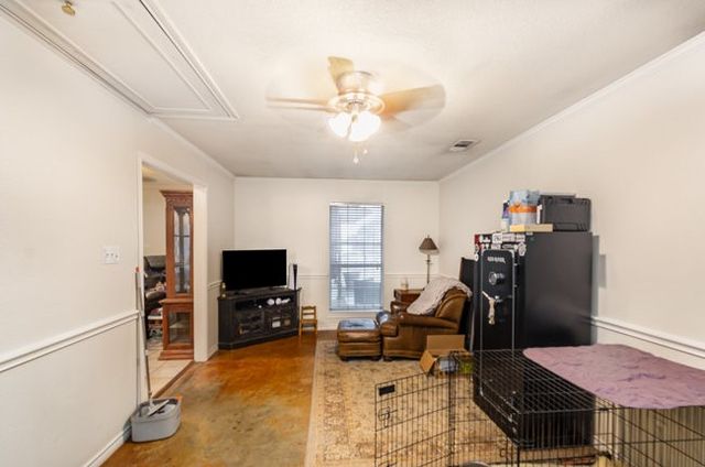 622 Brockett Street, Aubrey, TX 76227