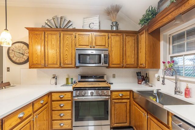 622 Brockett Street, Aubrey, TX 76227