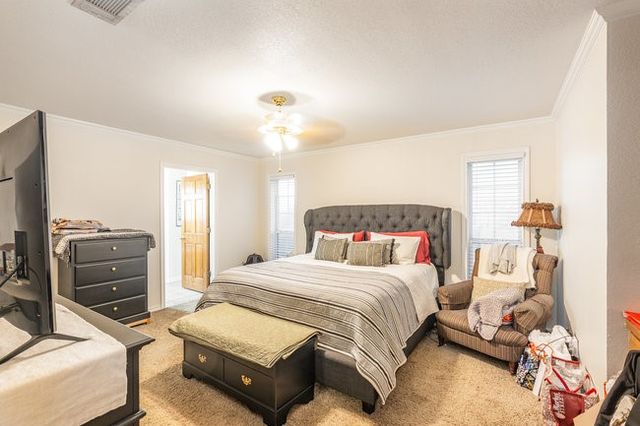 622 Brockett Street, Aubrey, TX 76227