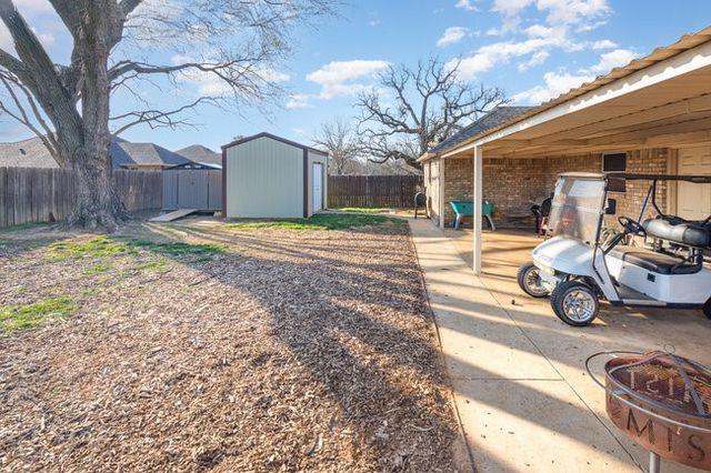 622 Brockett Street, Aubrey, TX 76227