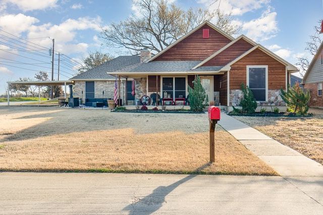 622 Brockett Street, Aubrey, TX 76227