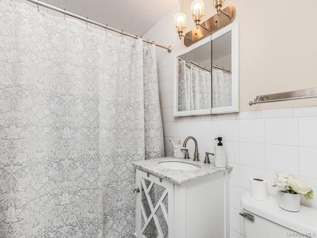 380 N Broadway C4, Yonkers, NY 10701