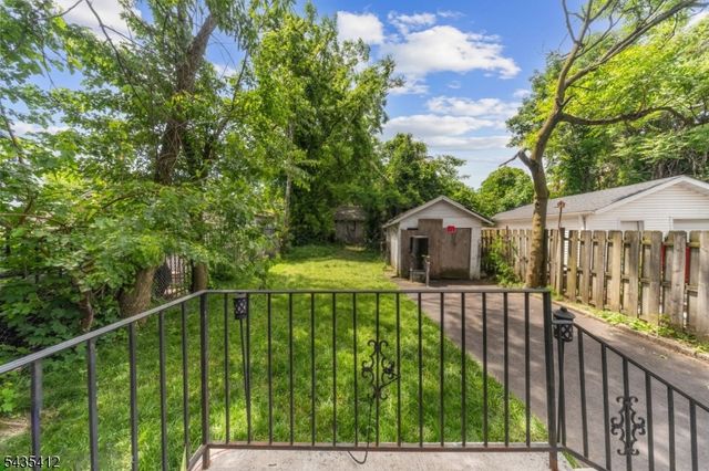79 Delmar Pl, Irvington Twp., NJ 07111