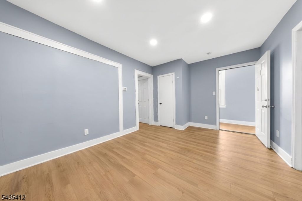 79 Delmar Pl, Irvington Twp., NJ 07111 — photo 4