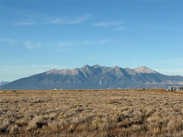 213 Flores Street, Sanford, CO 81151