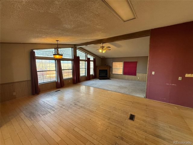 213 Flores Street, Sanford, CO 81151