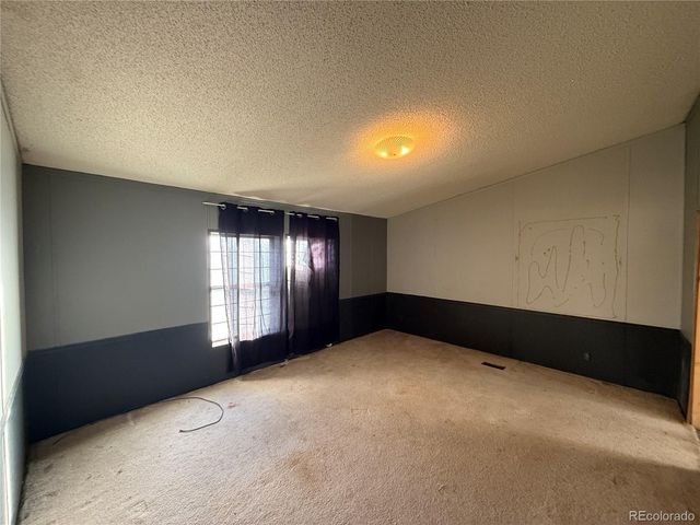 213 Flores Street, Sanford, CO 81151