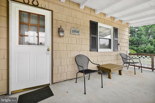 2383 BROWNSVILLE RD, Robesonia, PA 19551