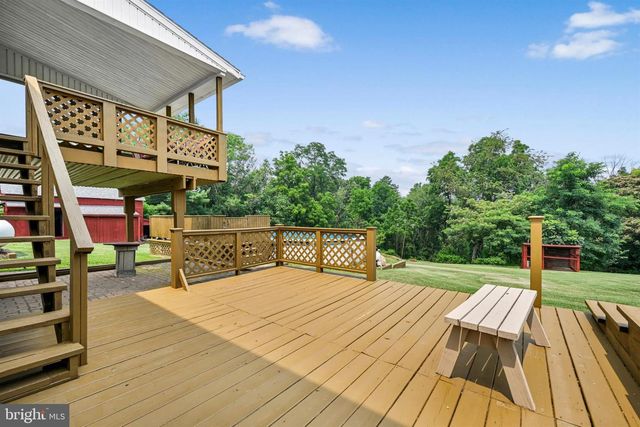 2383 BROWNSVILLE RD, Robesonia, PA 19551