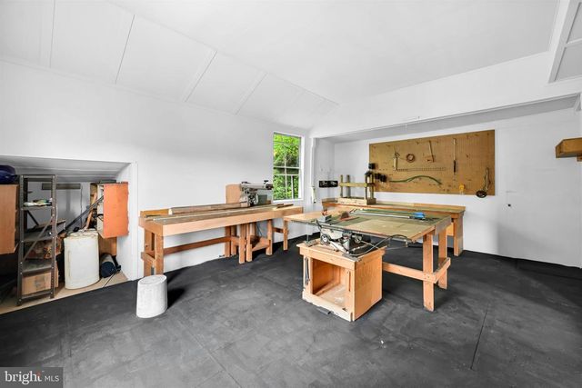 2383 BROWNSVILLE RD, Robesonia, PA 19551