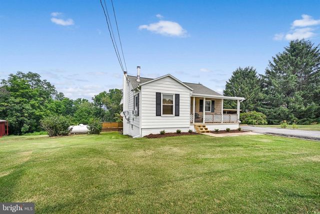 2383 BROWNSVILLE RD, Robesonia, PA 19551