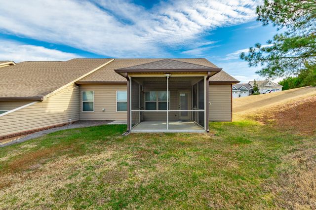 130 Hillhouse Lane, Ringgold, GA 30736