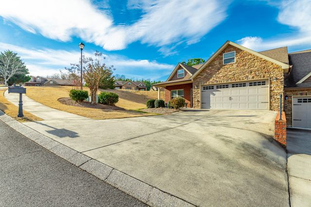 130 Hillhouse Lane, Ringgold, GA 30736