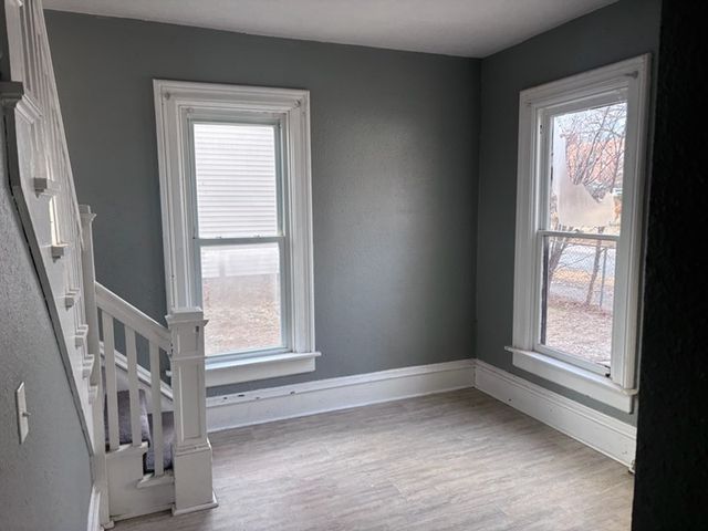 913 VINE Street, Davenport, IA 52804