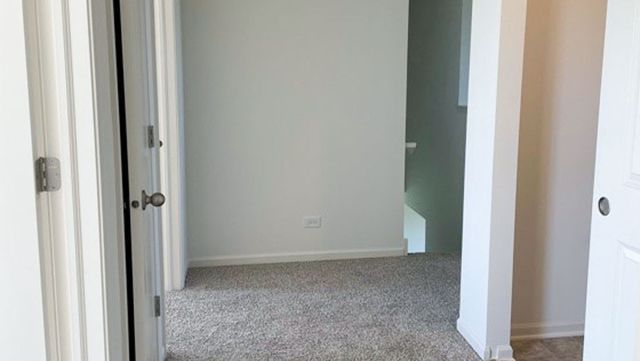 9986 Edgebrook Lane, Huntley, IL 60142