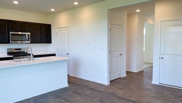 9986 Edgebrook Lane, Huntley, IL 60142