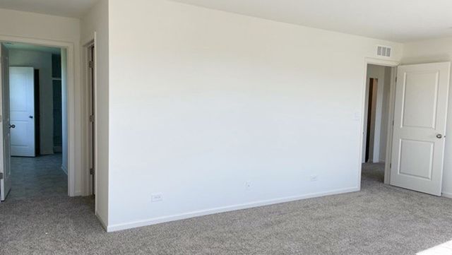 9986 Edgebrook Lane, Huntley, IL 60142