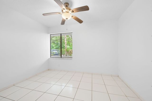 9503 NW 2ND Place 3-B, Coral Springs, FL 33071