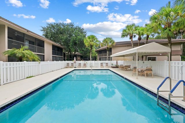 9503 NW 2ND Place 3-B, Coral Springs, FL 33071