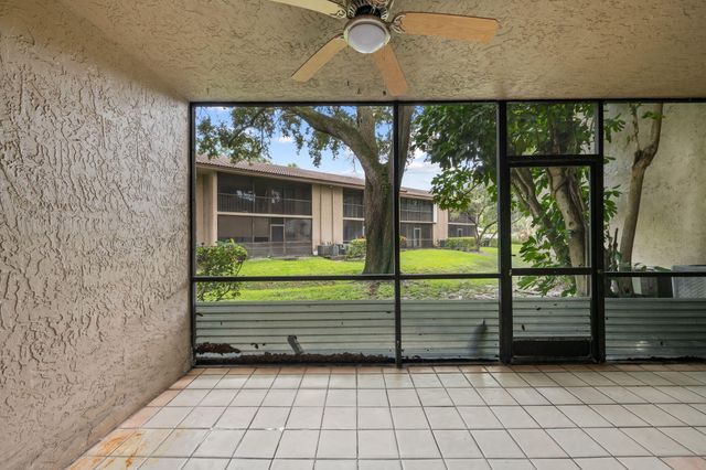 9503 NW 2ND Place 3-B, Coral Springs, FL 33071