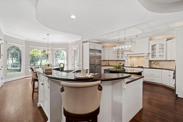 26 Commanders Point, Missouri City, TX 77459