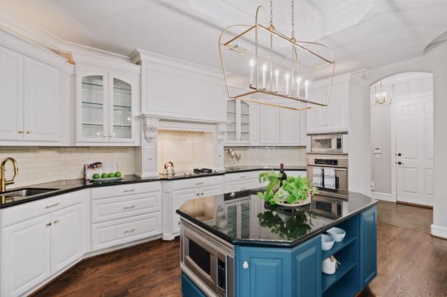 26 Commanders Point, Missouri City, TX 77459