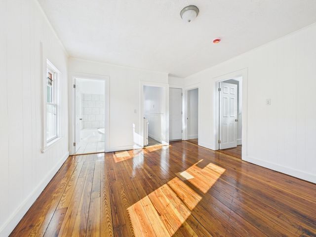 27 Nelson St, New Bedford, MA 02744