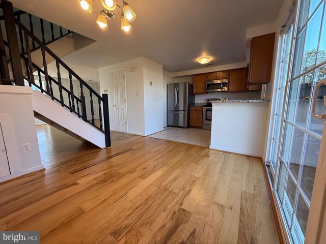 4700 STILL PL, Woodbridge, VA 22193