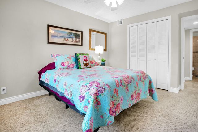 6411 BAY CLUB Drive 2, Fort Lauderdale, FL 33308