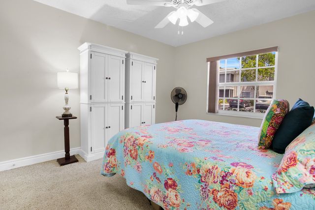 6411 BAY CLUB Drive 2, Fort Lauderdale, FL 33308