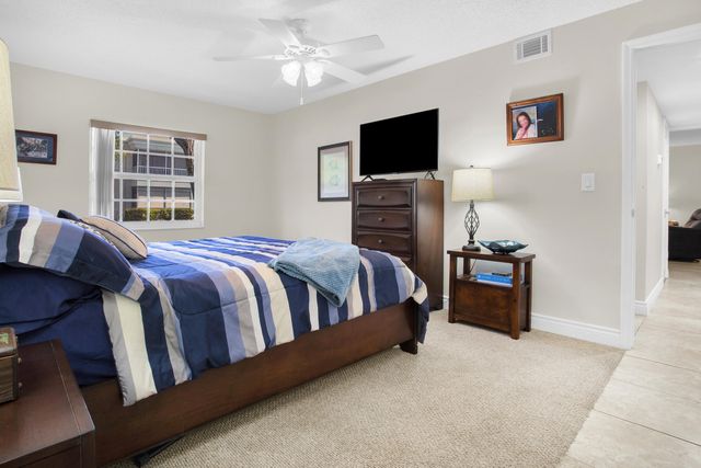 6411 BAY CLUB Drive 2, Fort Lauderdale, FL 33308