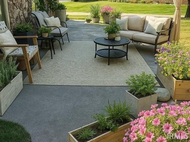 55633 Blue Jay Drive, South Bend, IN 46619