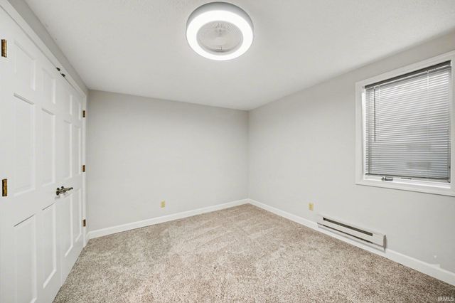 55633 Blue Jay Drive, South Bend, IN 46619