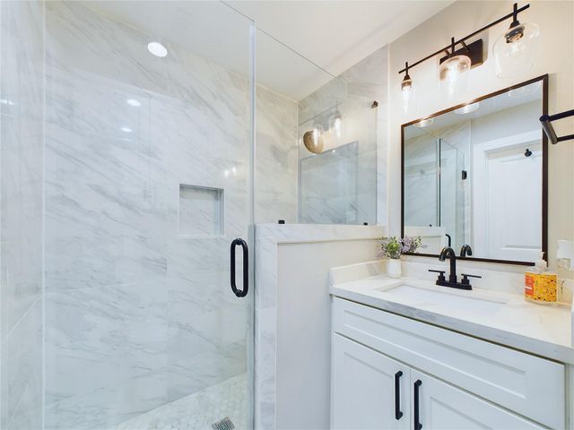 7609 Amelia Road, Houston, TX 77055