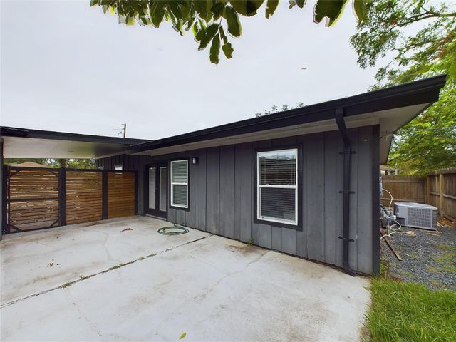 7609 Amelia Road, Houston, TX 77055