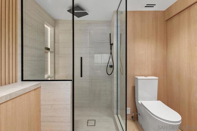 939 Coast 14C, La Jolla, CA 92037