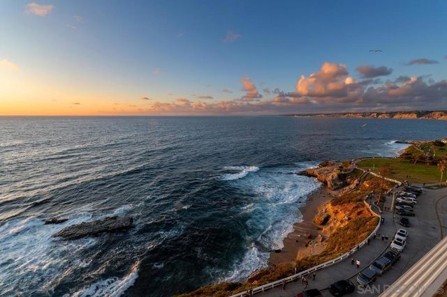 939 Coast 14C, La Jolla, CA 92037