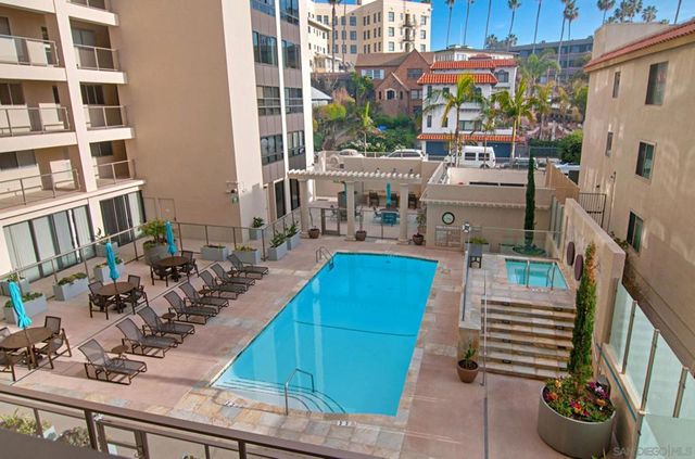 939 Coast 14C, La Jolla, CA 92037