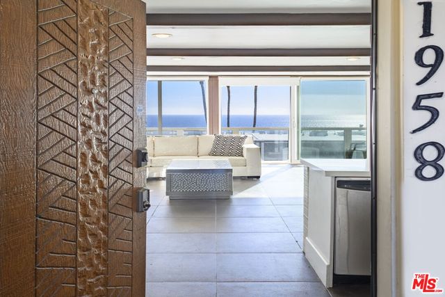 11958 Oceanaire Lane, Malibu, CA 90265