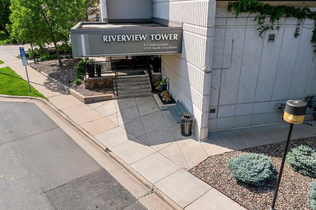 1920 S 1st Street 408, Minneapolis, MN 55454