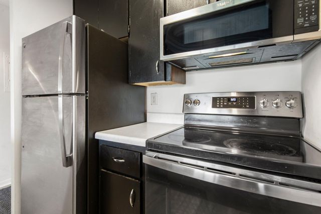 1920 S 1st Street 408, Minneapolis, MN 55454